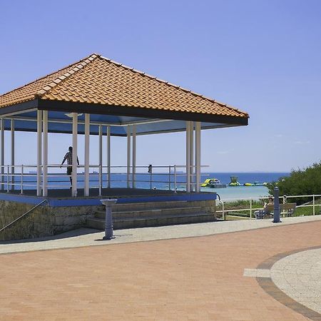 Boardwalk By Rockingham Apartments Екстер'єр фото